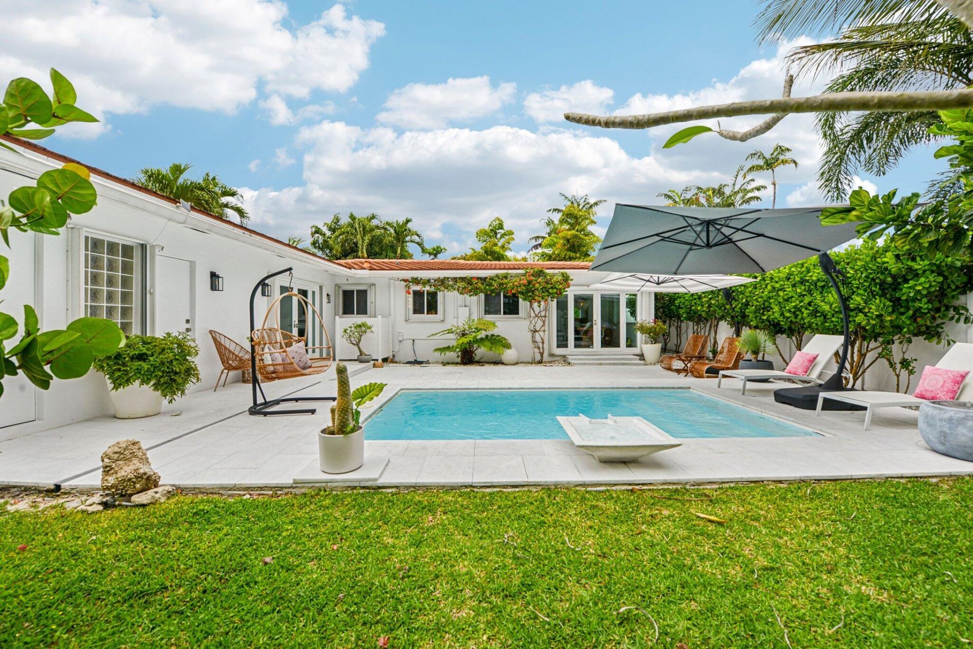 1910 NE 17th Terrace, Fort Lauderdale, FL 33305 Photo