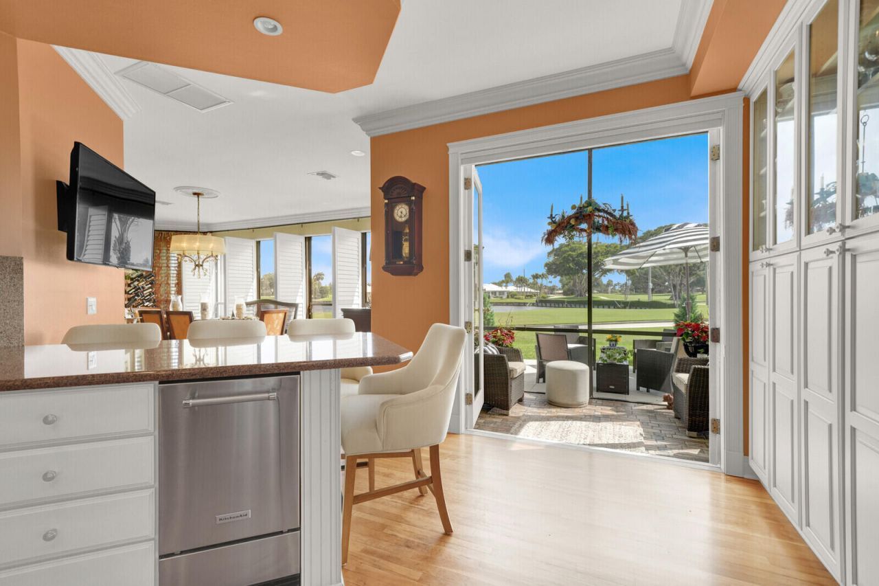 181 Atlantis Boulevard, Unit C, Atlantis, FL 33462 Photo