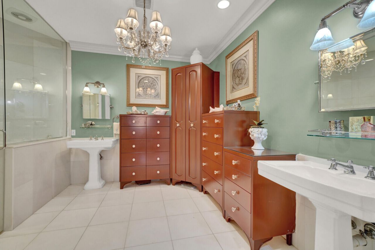 181 Atlantis Boulevard, Unit C, Atlantis, FL 33462 Photo