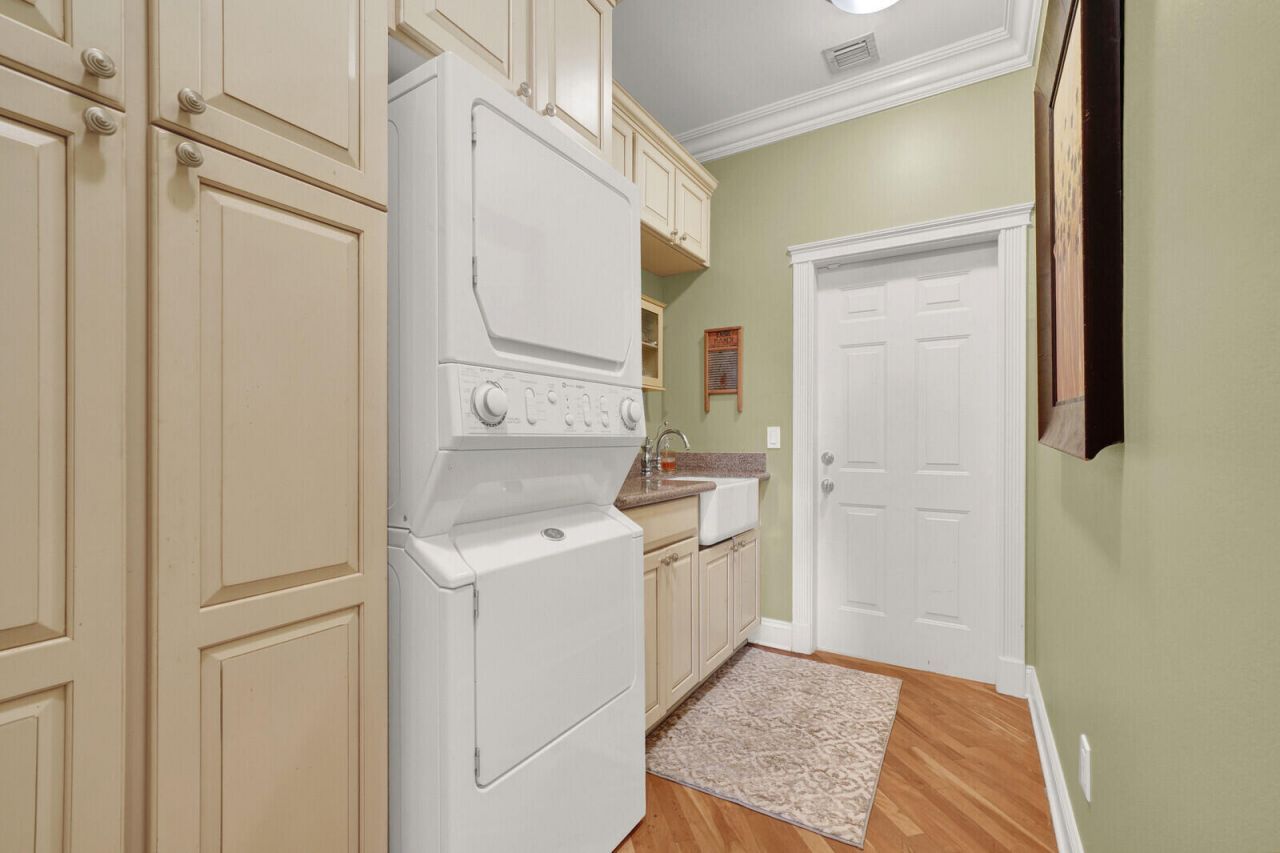 181 Atlantis Boulevard, Unit C, Atlantis, FL 33462 Photo