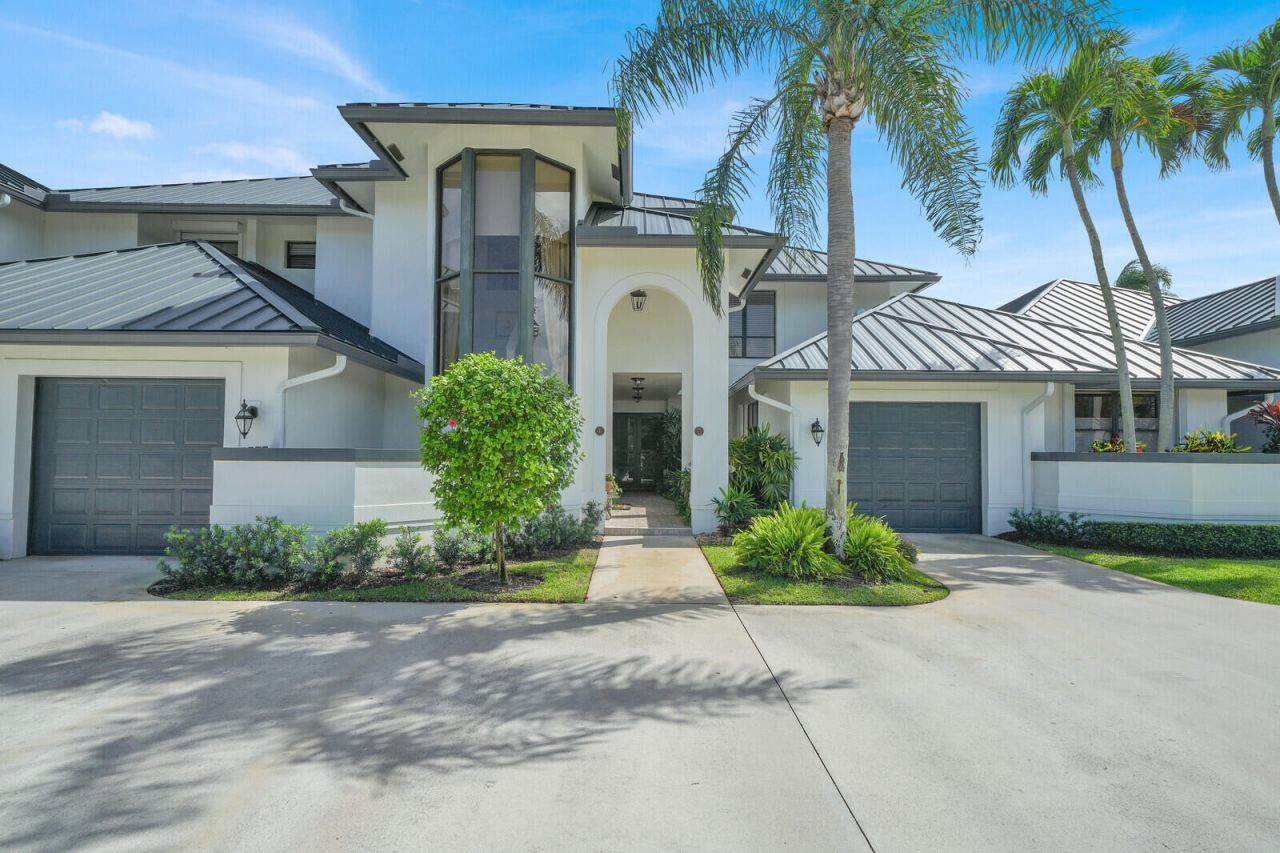 181 Atlantis Boulevard, Unit C, Atlantis, FL 33462 Photo