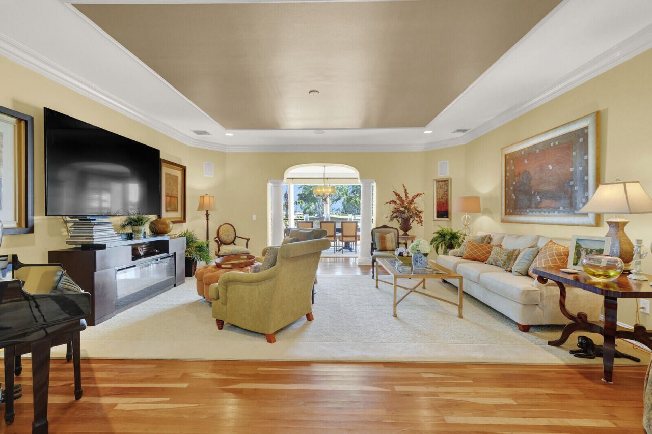 181 Atlantis Boulevard, Unit C, Atlantis, FL 33462 Photo