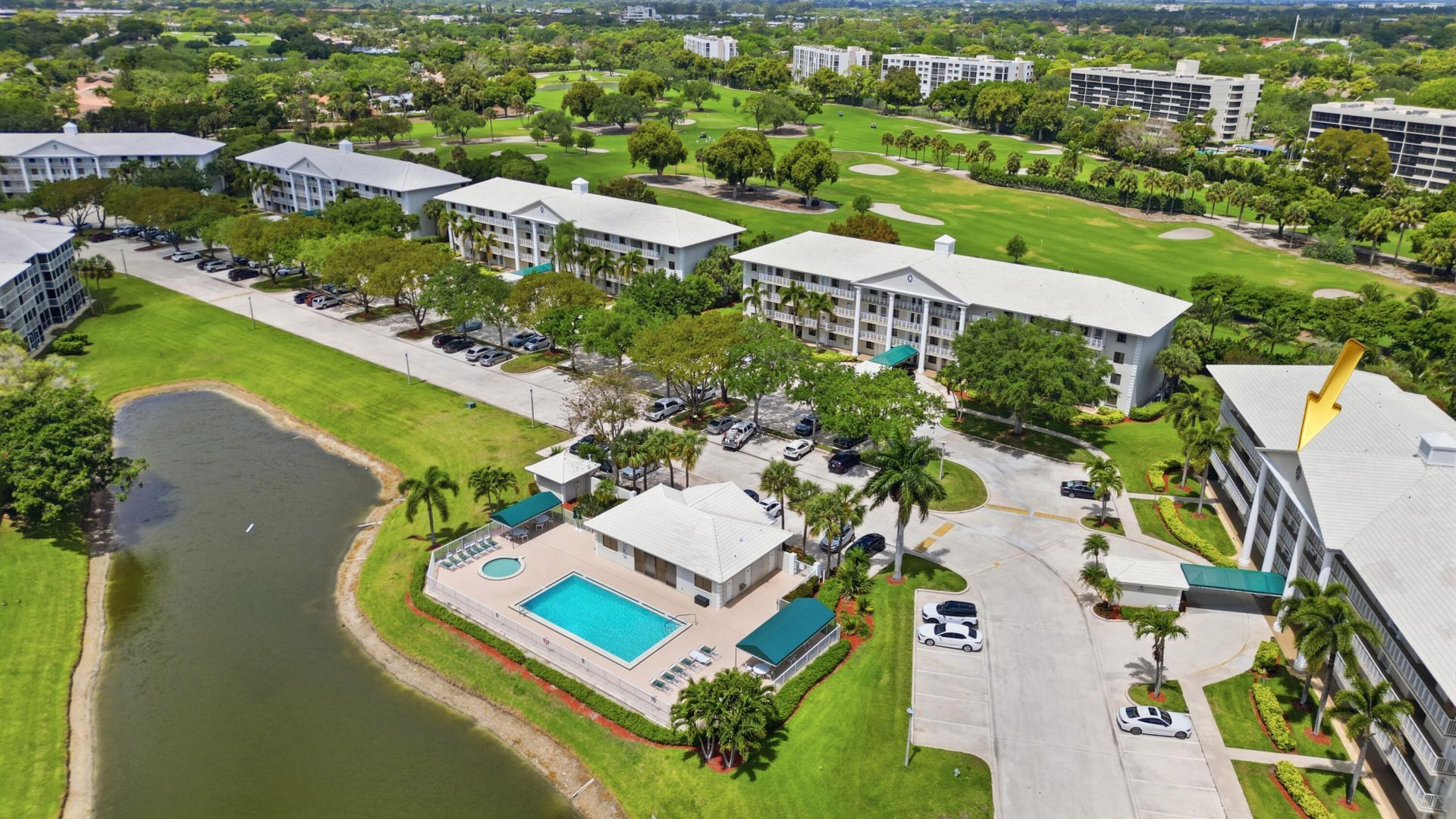 6133 Balboa Circle, Unit 302, Boca Raton, FL 33433 Photo