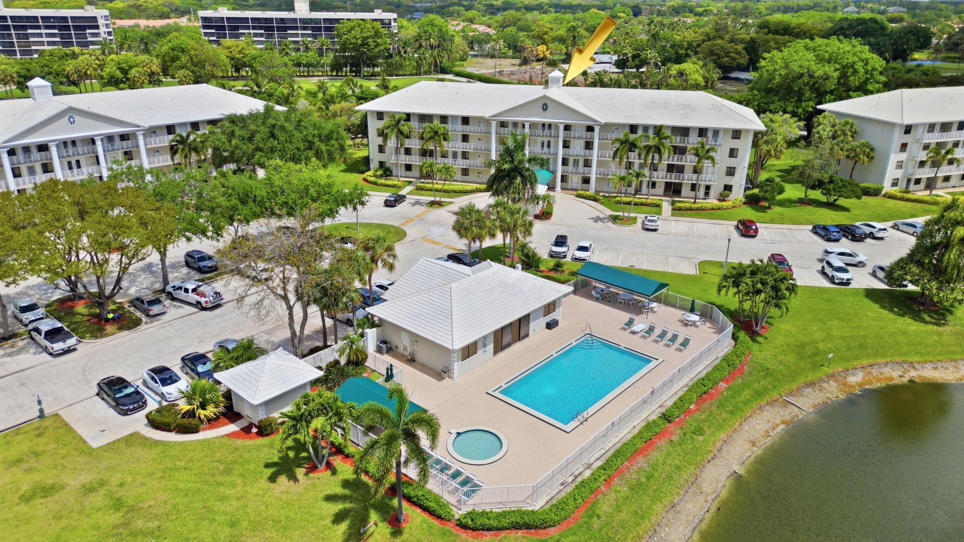 6133 Balboa Circle, Unit 302, Boca Raton, FL 33433 Photo