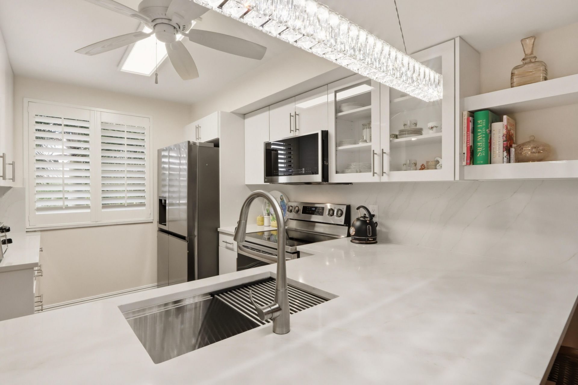 6133 Balboa Circle, Unit 302, Boca Raton, FL 33433 Photo