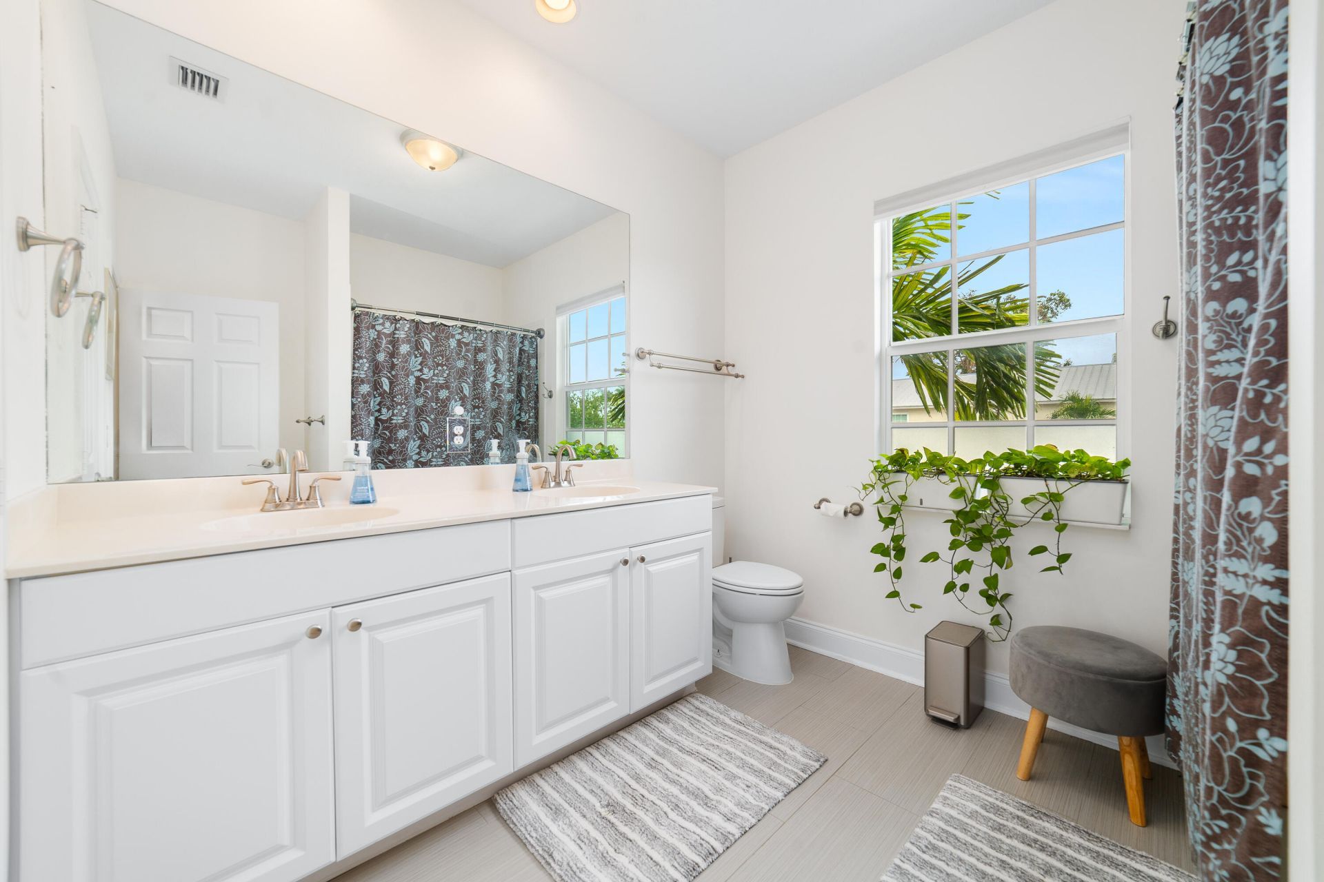 4216 Leo Lane, Unit 4f, Riviera Beach, FL 33410 Photo