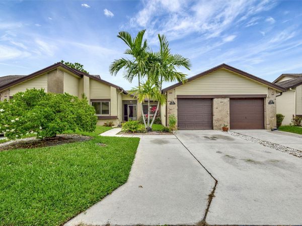 178 Ramblewood Circle, Royal Palm Beach, FL 33411