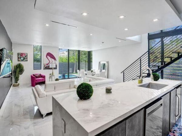 2514 NE 21st Street, Unit A, Fort Lauderdale, FL 33305