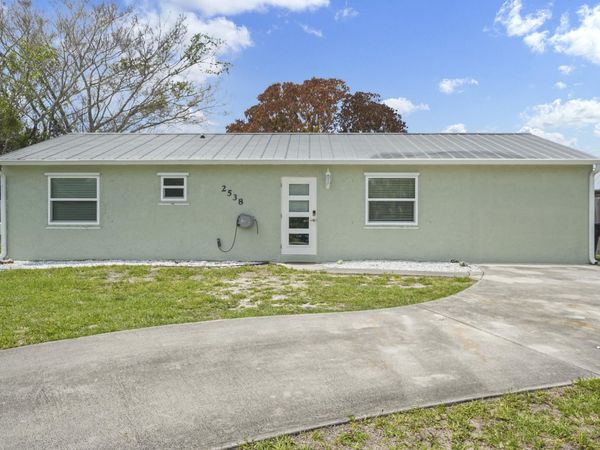 2538 SE Allen Street, Port St. Lucie, FL 34984