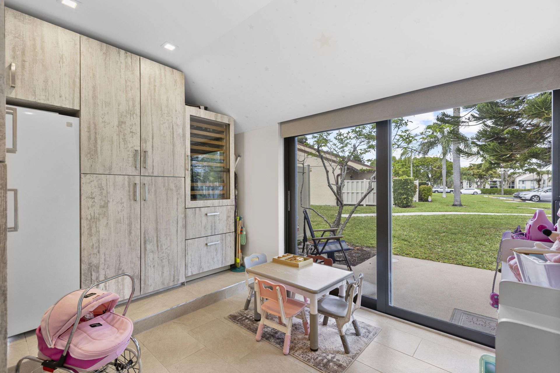 1023 Green Pine Boulevard, Unit H, West Palm Beach, FL 33409 Photo