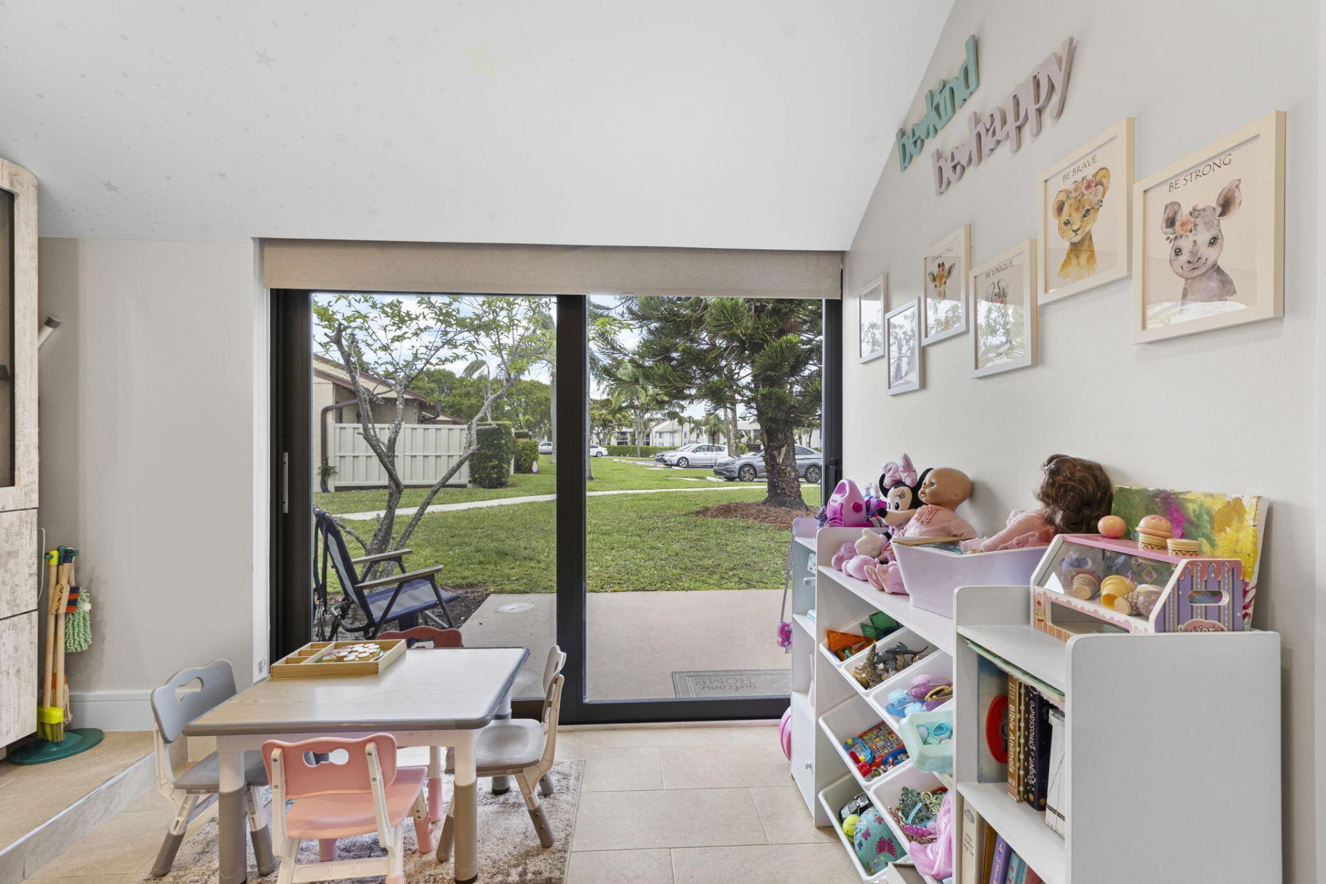 1023 Green Pine Boulevard, Unit H, West Palm Beach, FL 33409 Photo