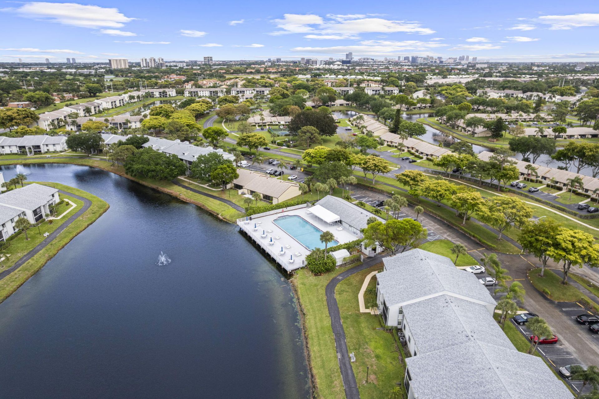 1023 Green Pine Boulevard, Unit H, West Palm Beach, FL 33409 Photo