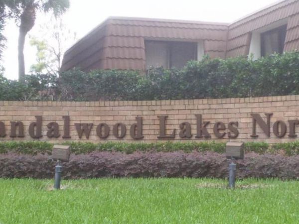 197 Charter Way, West Palm Beach, FL 33407