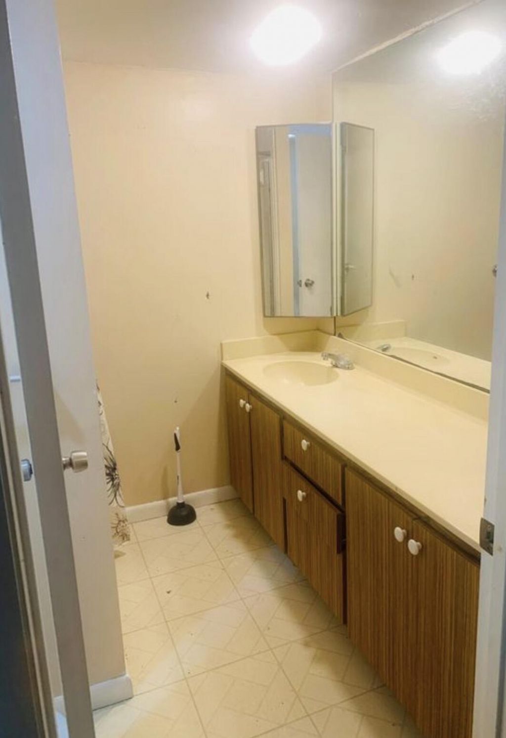 197 Charter Way, West Palm Beach, FL 33407 Photo