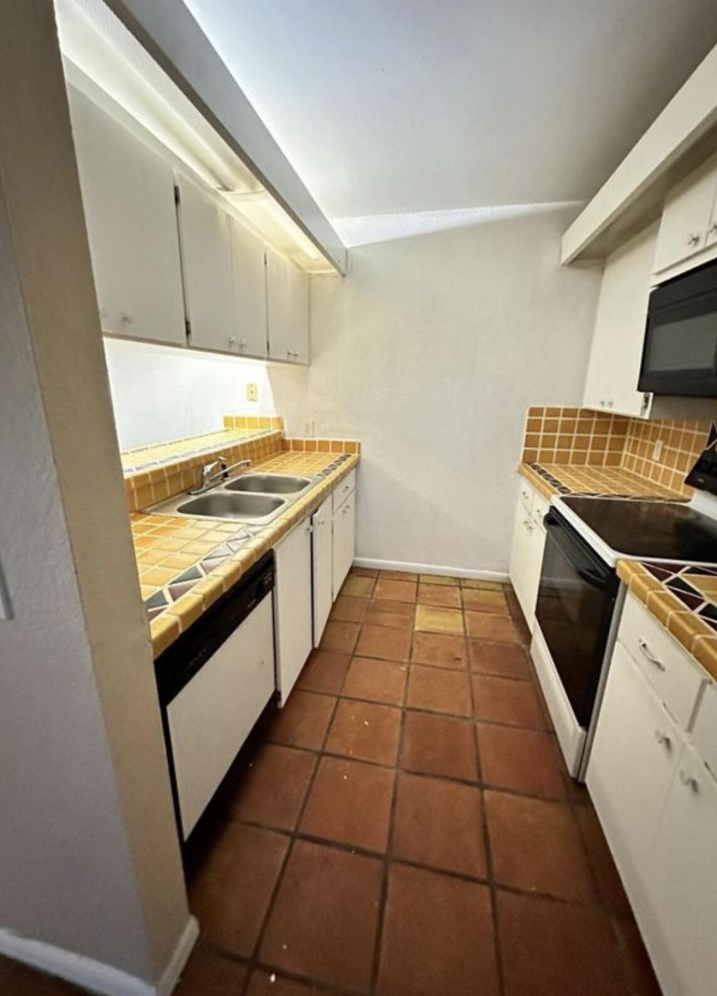 197 Charter Way, West Palm Beach, FL 33407 Photo