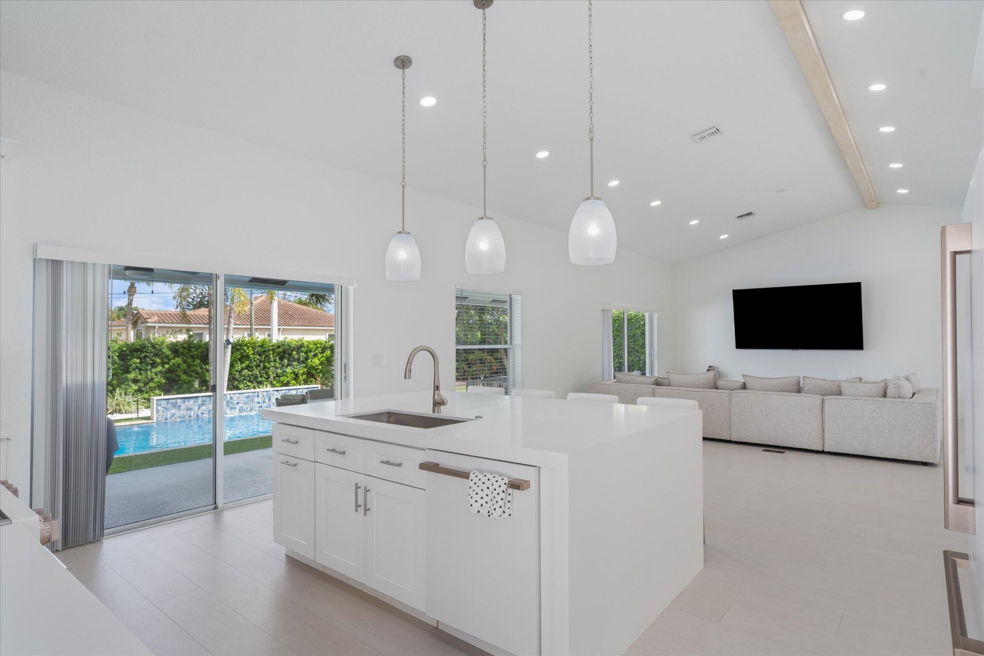 3780 Cypress Lake Drive, Lake Worth, FL 33467 Photo