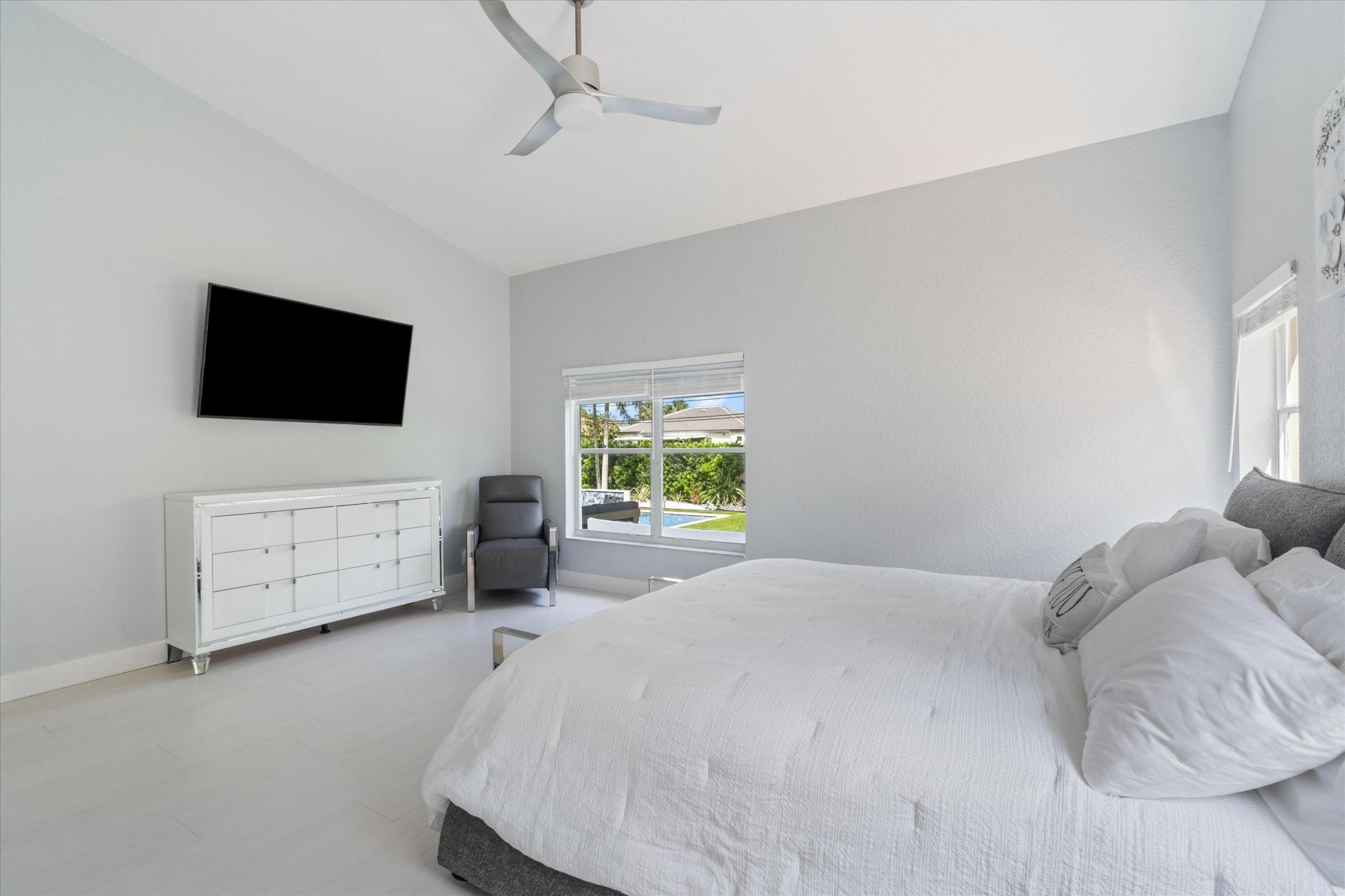 3780 Cypress Lake Drive, Lake Worth, FL 33467 Photo