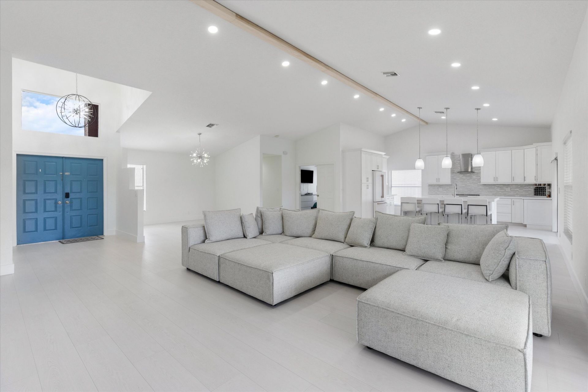 3780 Cypress Lake Drive, Lake Worth, FL 33467 Photo