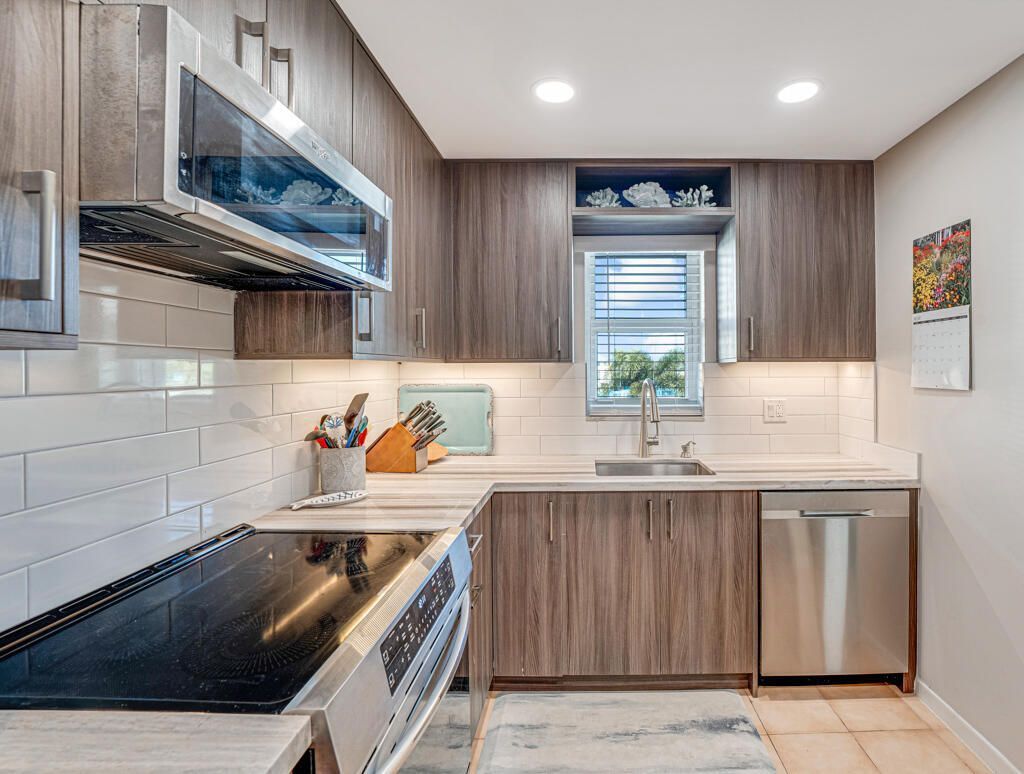 760 E Ocean Avenue, Unit 303, Boynton Beach, FL 33435 Photo