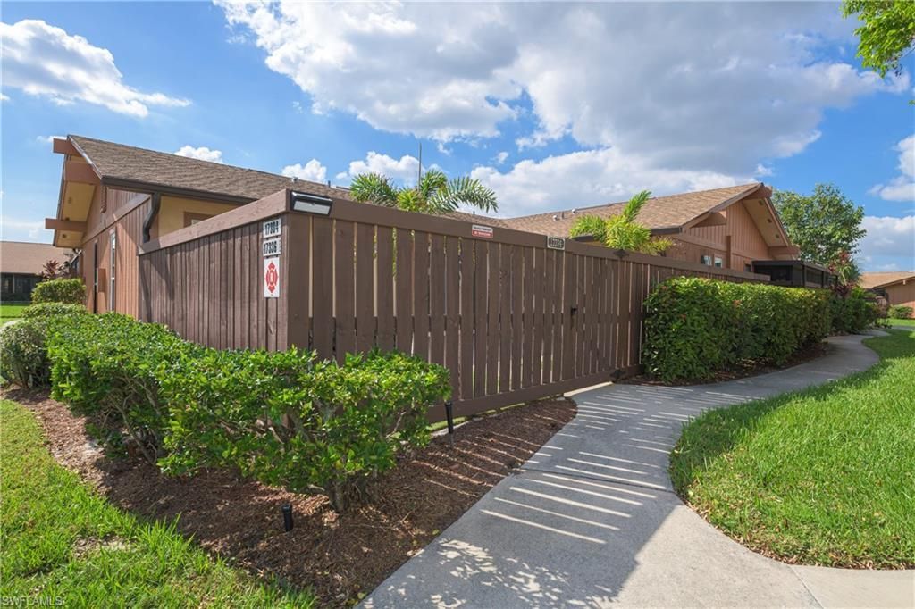 17334 Birchwood Ln, Fort Myers, FL 33908 Photo