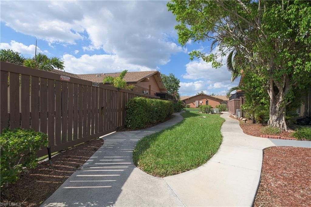 17334 Birchwood Ln, Fort Myers, FL 33908 Photo