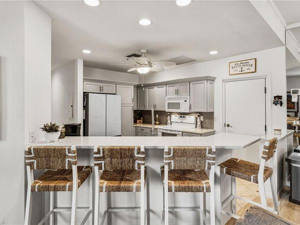 14320 Harbour Links CT, Unit 10A, FORT MYERS, FL 33908