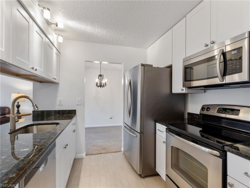 9540 Green Cypress Ln, Unit 10-B2, Fort Myers, FL 33905 Photo