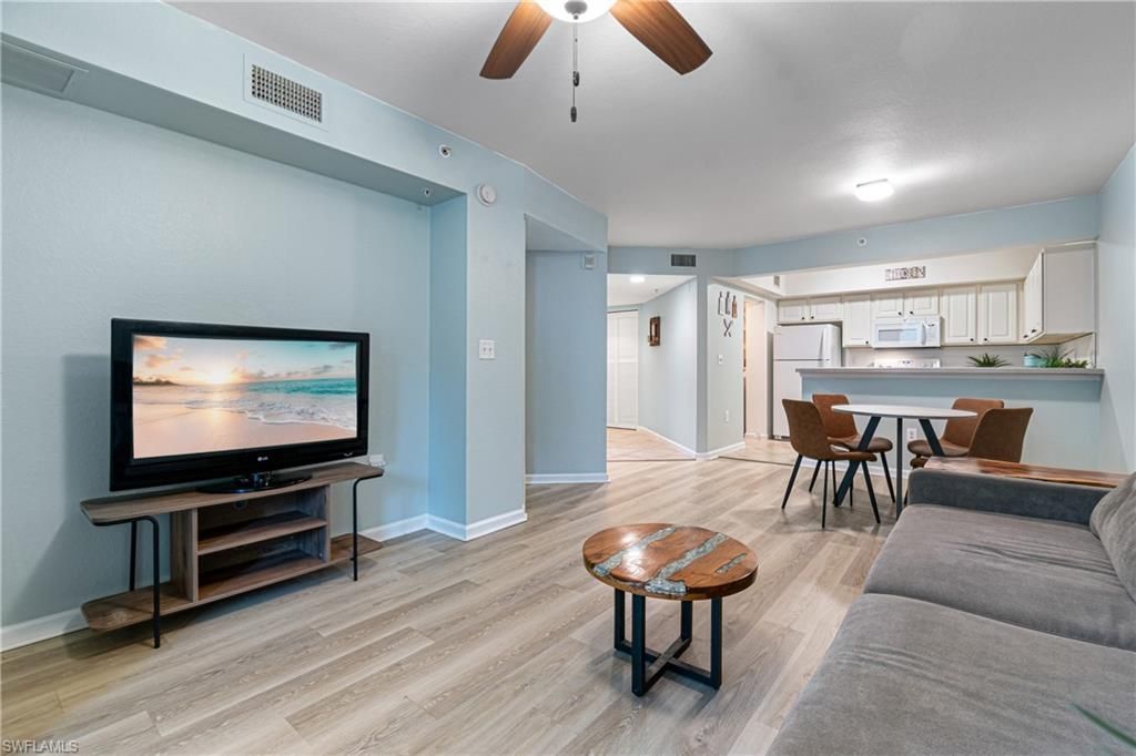 4121 Residence Dr, Unit 303, Fort Myers, FL 33901 Photo