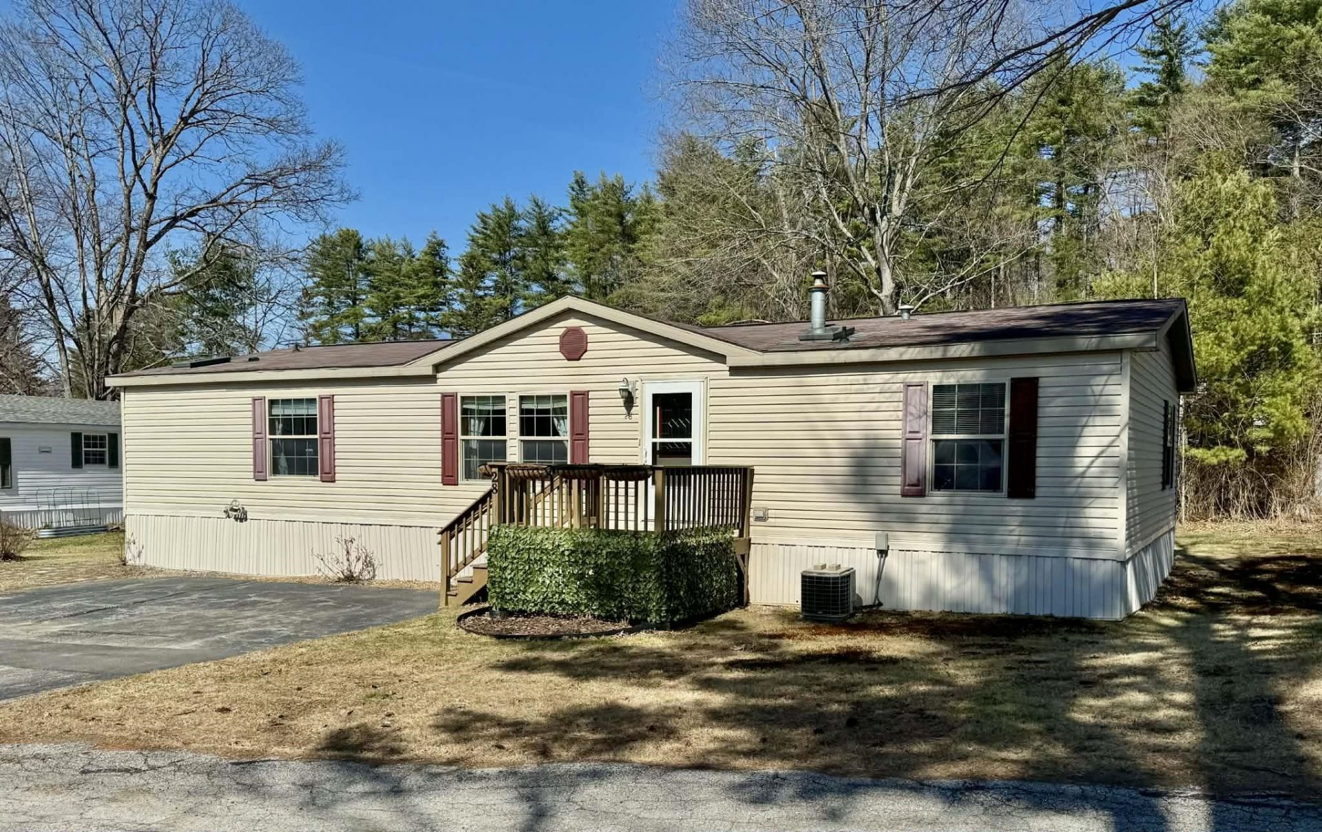 28 Emile Drive, Allenstown, NH 03275 Main Photo