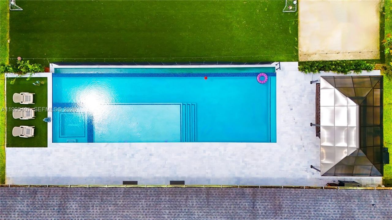 18840 SW 218th St, Miami, FL 33170 Photo