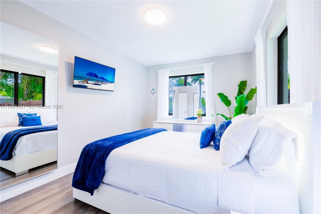 18840 SW 218th St, Miami, FL 33170 Photo