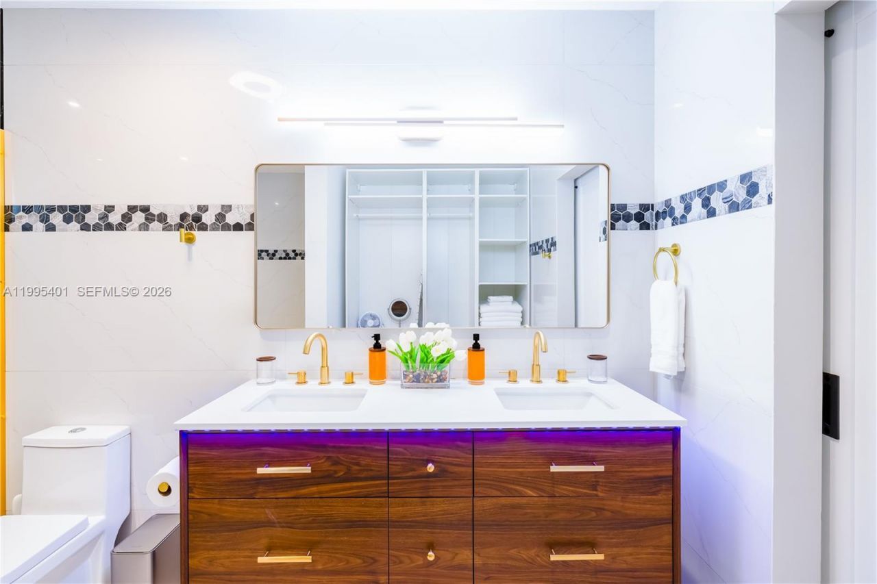 18840 SW 218th St, Miami, FL 33170 Photo