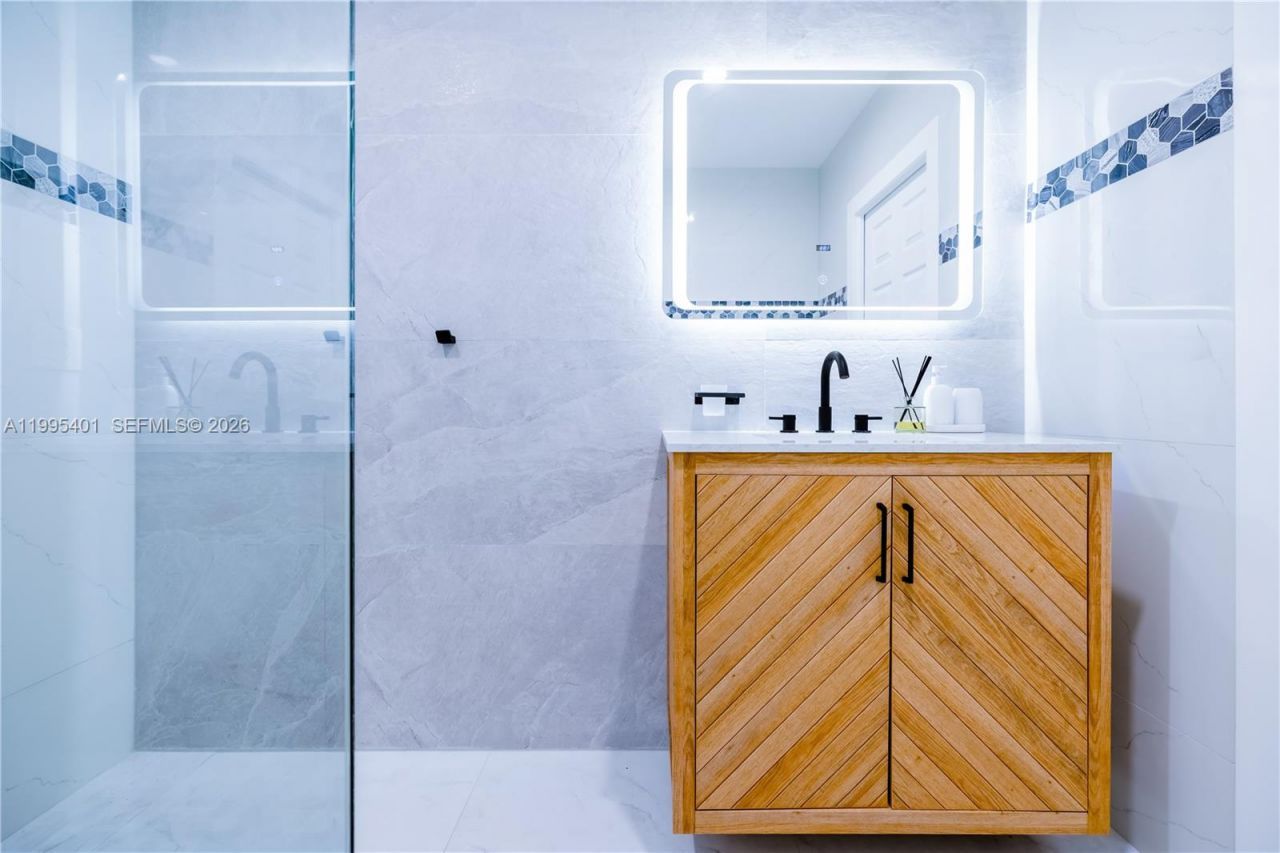 18840 SW 218th St, Miami, FL 33170 Photo