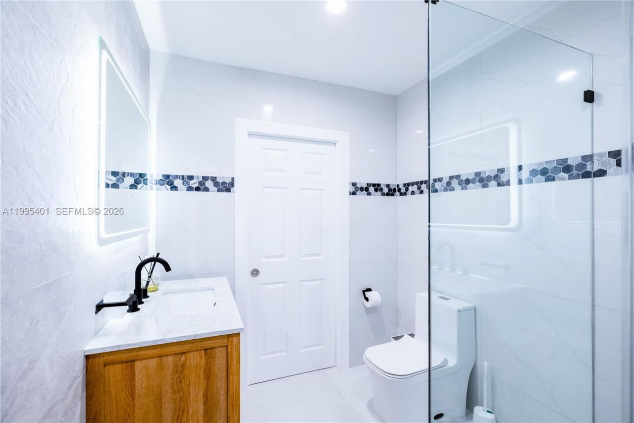 18840 SW 218th St, Miami, FL 33170 Photo