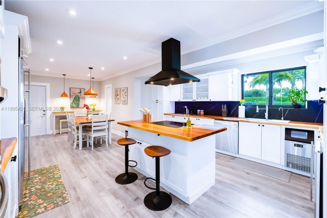 18840 SW 218th St, Miami, FL 33170 Photo