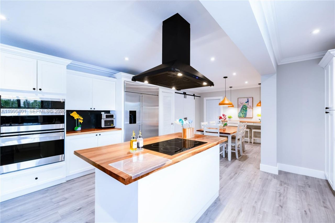 18840 SW 218th St, Miami, FL 33170 Photo