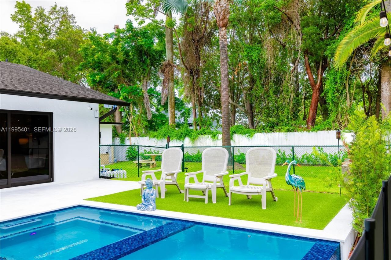 18840 SW 218th St, Miami, FL 33170 Photo