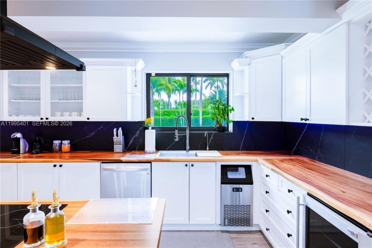 18840 SW 218th St, Miami, FL 33170 Photo