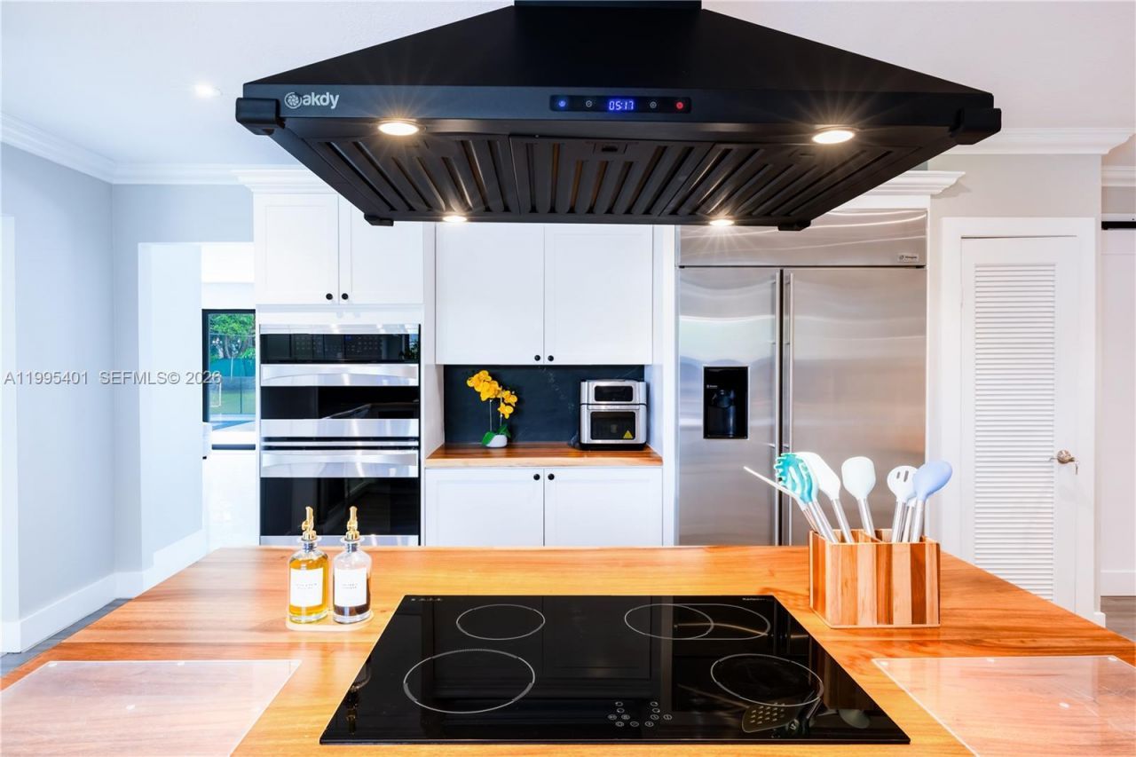 18840 SW 218th St, Miami, FL 33170 Photo