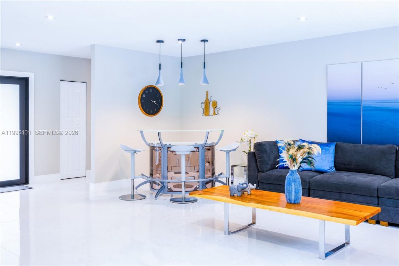 18840 SW 218th St, Miami, FL 33170 Photo