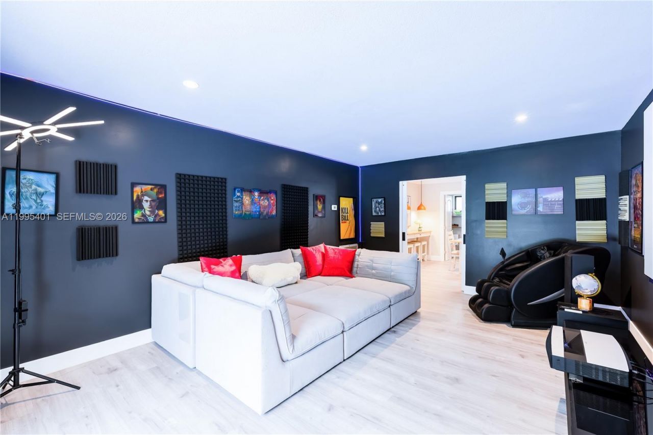 18840 SW 218th St, Miami, FL 33170 Photo