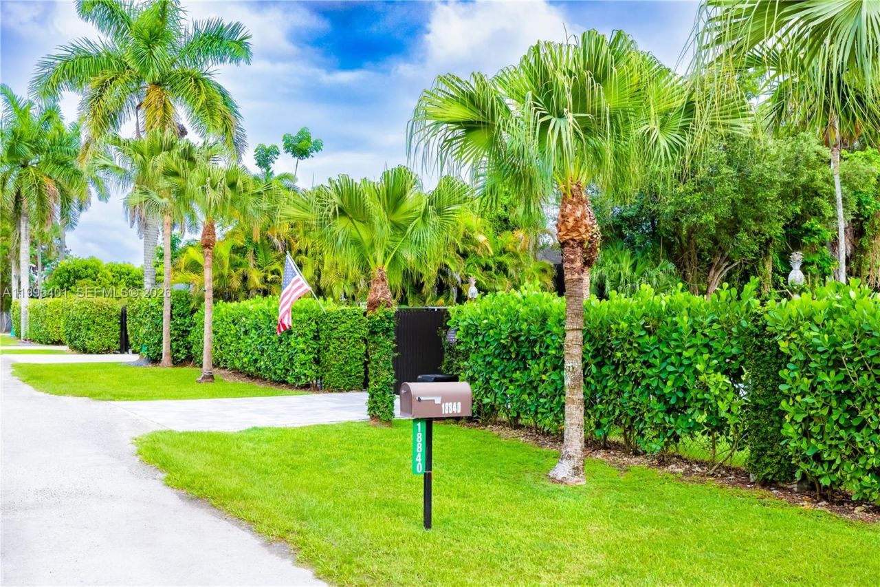 18840 SW 218th St, Miami, FL 33170 Photo