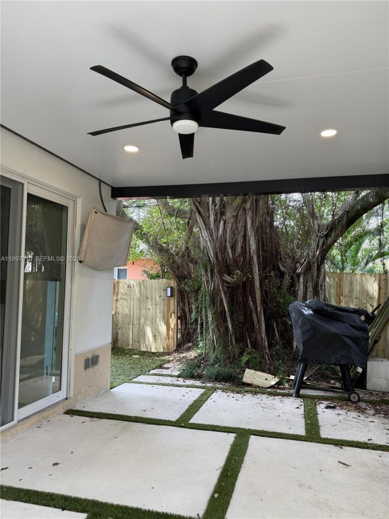 540 SW 6th Ave, Fort Lauderdale, FL 33315 Photo