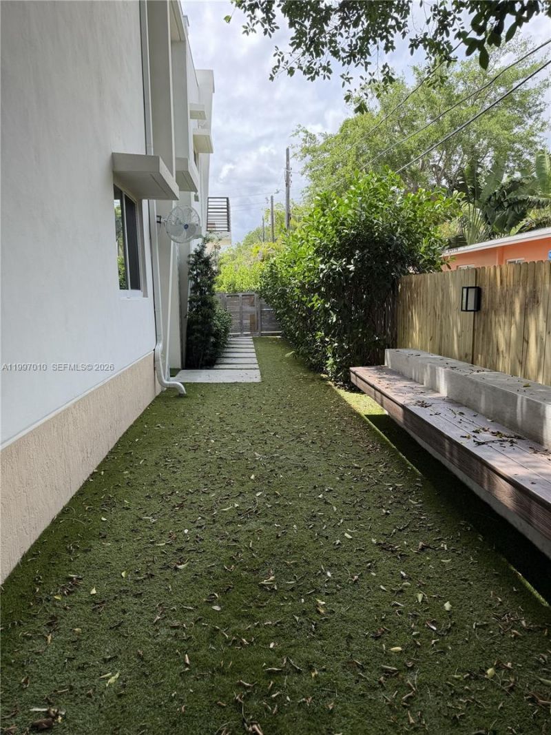 540 SW 6th Ave, Fort Lauderdale, FL 33315 Photo