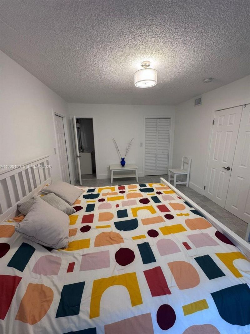 Please Call For Address, North Miami, FL 33168 Photo