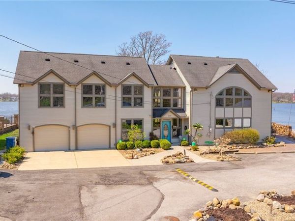 2154 River Road NE, Lake Milton, OH 44429