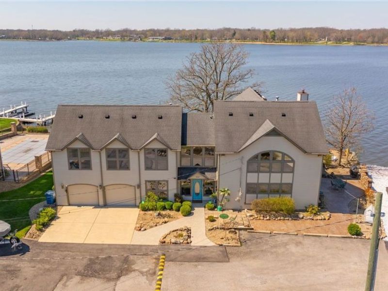 2154 River Road NE, Lake Milton, OH 44429 Photo 2