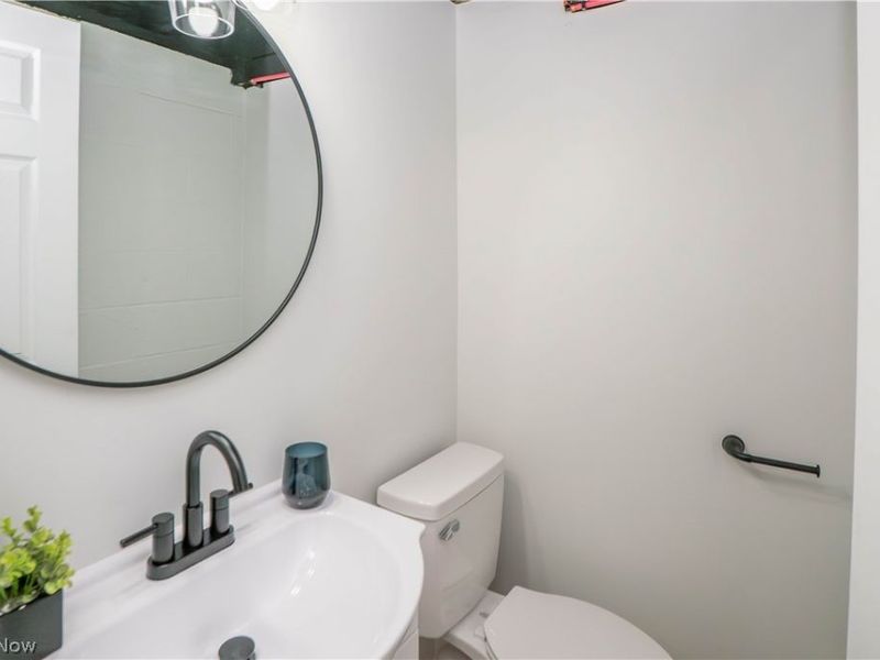 270 High Grove Boulevard, Akron, OH 44312 Photo 22