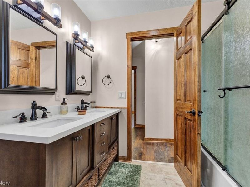 4619 Center Road, Brunswick, OH 44212 Photo 19