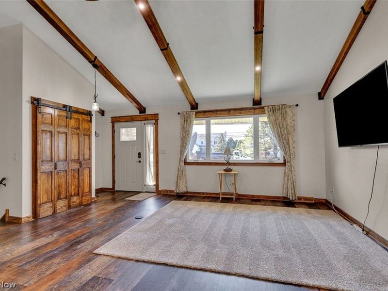 4619 Center Road, Brunswick, OH 44212 Photo 5